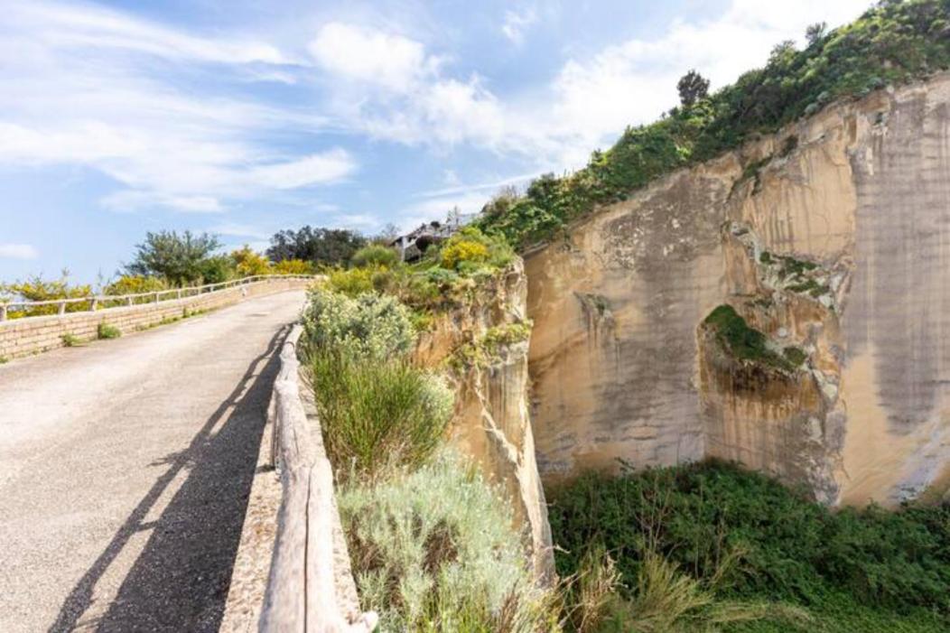 Lavinum Villa Monte di Procida Exteriör bild
